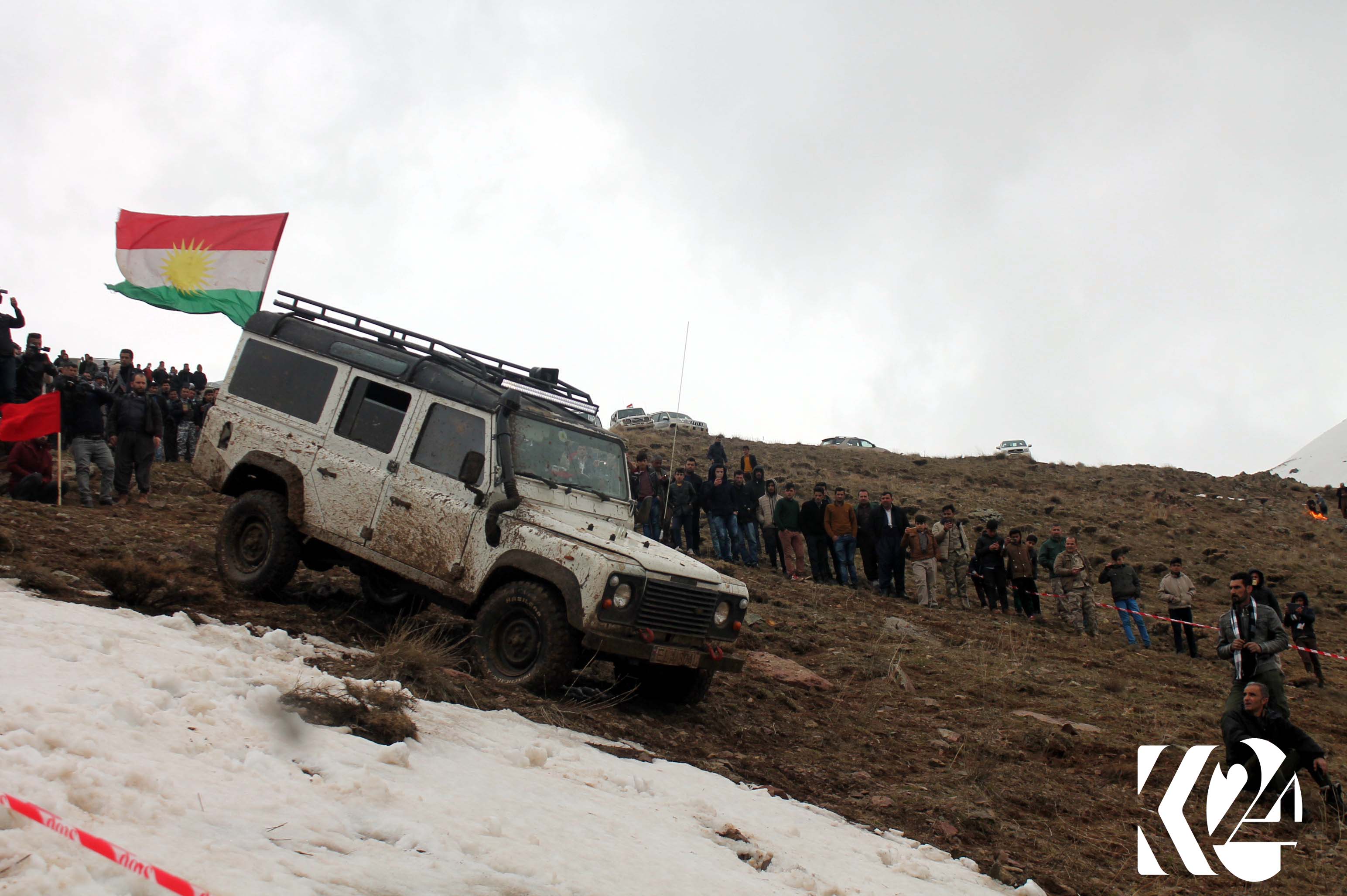 بە وێنە.. فێستیڤاڵی بەفر لە حاجی ئۆمەر